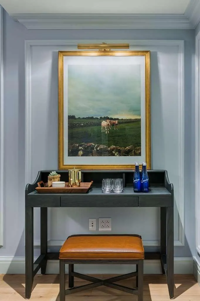 Merrion Row Hotel And Public House New York